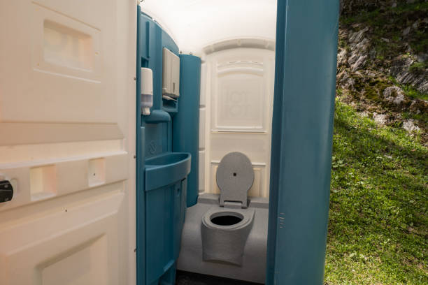 Best Portable toilet rental cost  in Whitehall, OH